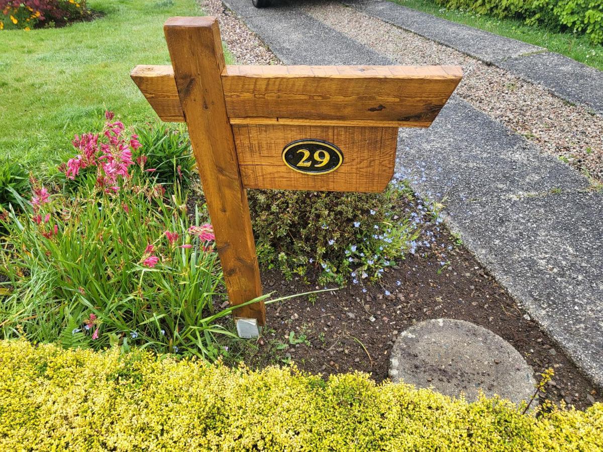 A Great Place For You And Your Dog To Stay Falmouth Exterior photo